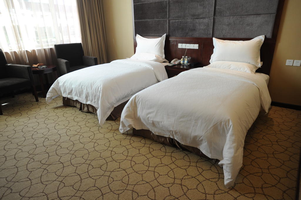 Wanrun International Resort Hotel In Tibet Xigaze Quarto foto